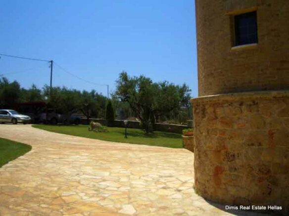 Villa Of 250 M² With Golden Beach Access In Gargaliani, Messinia, South Peloponnese
