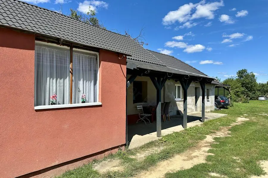 House Of 100 M² In Pacsa, Zala