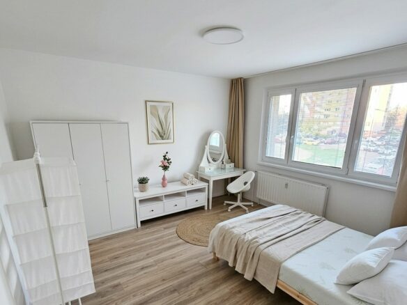 Apartment Of 70 M² With 3 Bedrooms In Bratislava, Petržalka