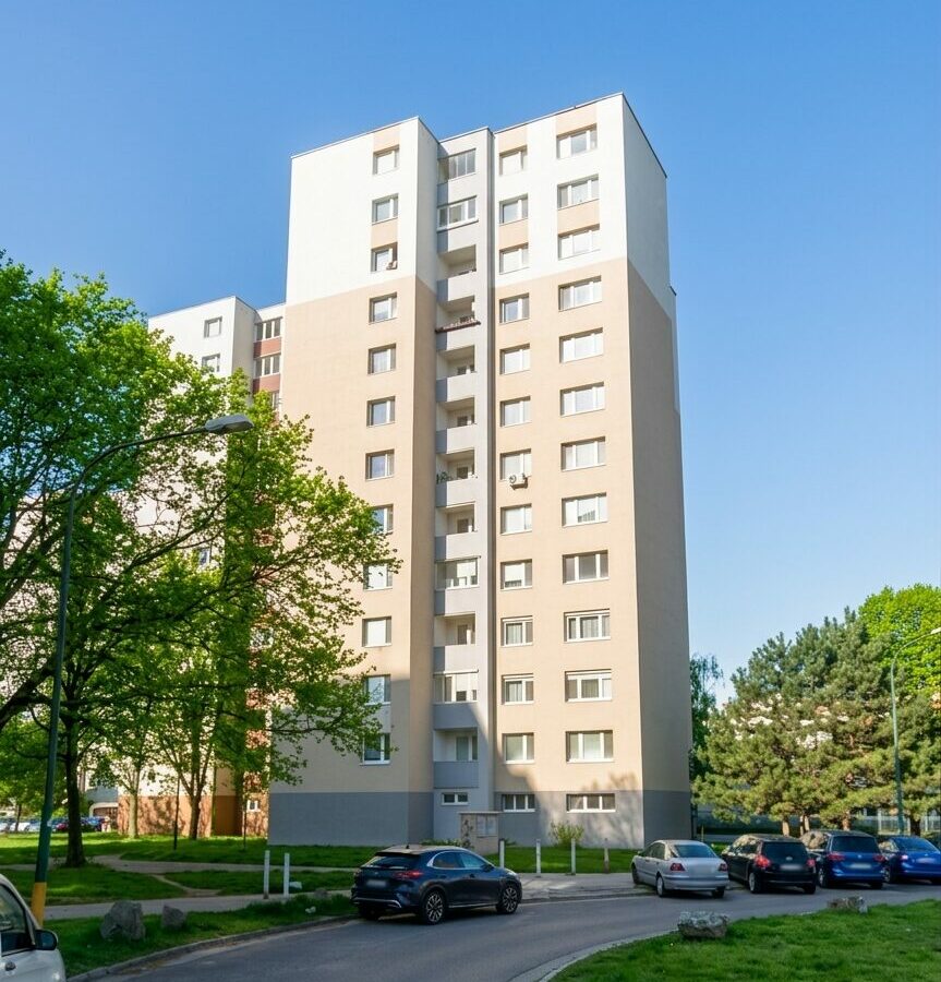 Apartment Of 70 M² With 3 Bedrooms In Bratislava, Petržalka