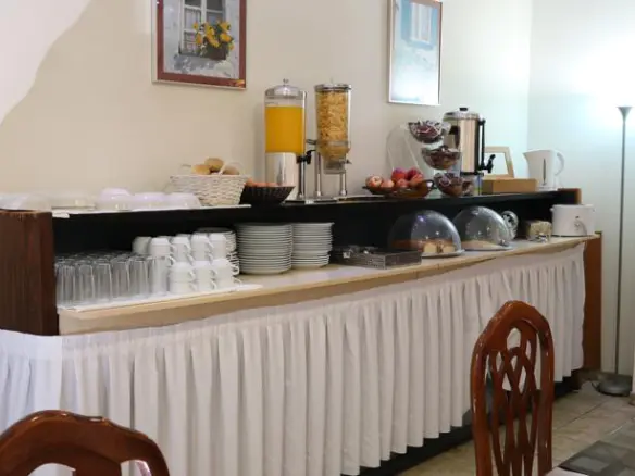 Hotel In Athens – Center – Center, Greece (1.000 M²)