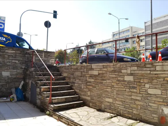Commercial Property Of 48 M² In Thessaloniki