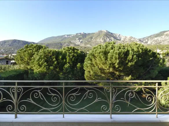 Detached House Of 400 M² In Attica