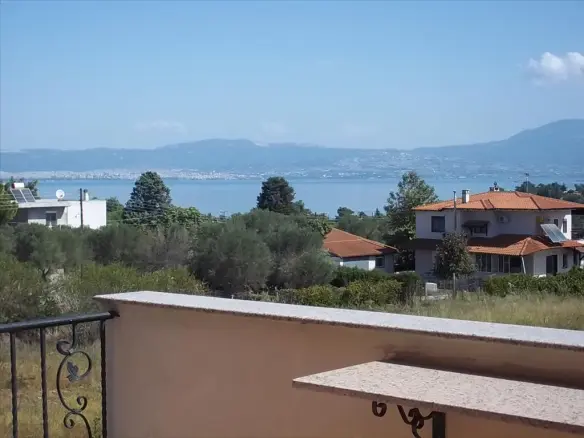 Detached House Of 350 M² In The Suburbs Of Thessaloniki