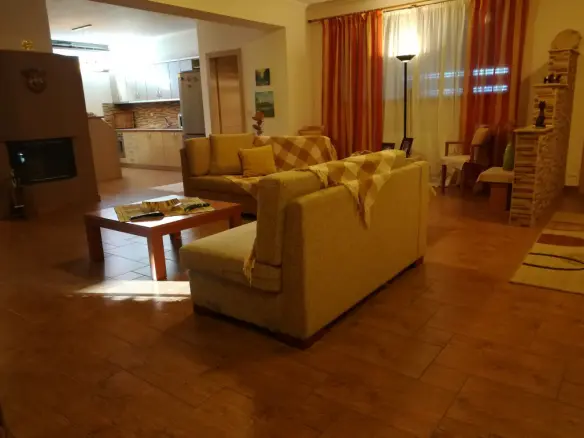 Villa Of 420 M² In Chalkidiki