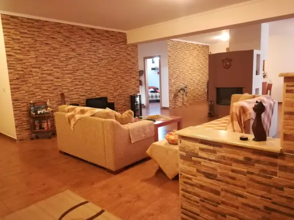 Villa Of 420 M² In Chalkidiki