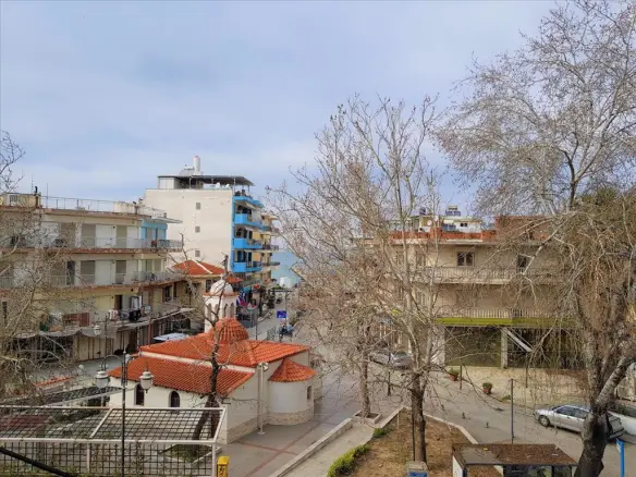 Business Of 1300 M² In The Suburbs Of Thessaloniki