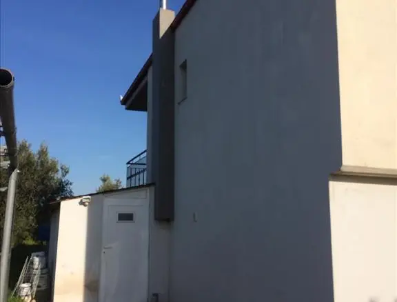 Detached House Of 200 M² With 4 Bedrooms And 2 Bathrooms In The Suburbs Of Thessaloniki