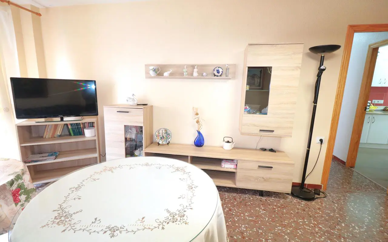 Apartment Of 74 M² With Features In Torrevieja, Spain