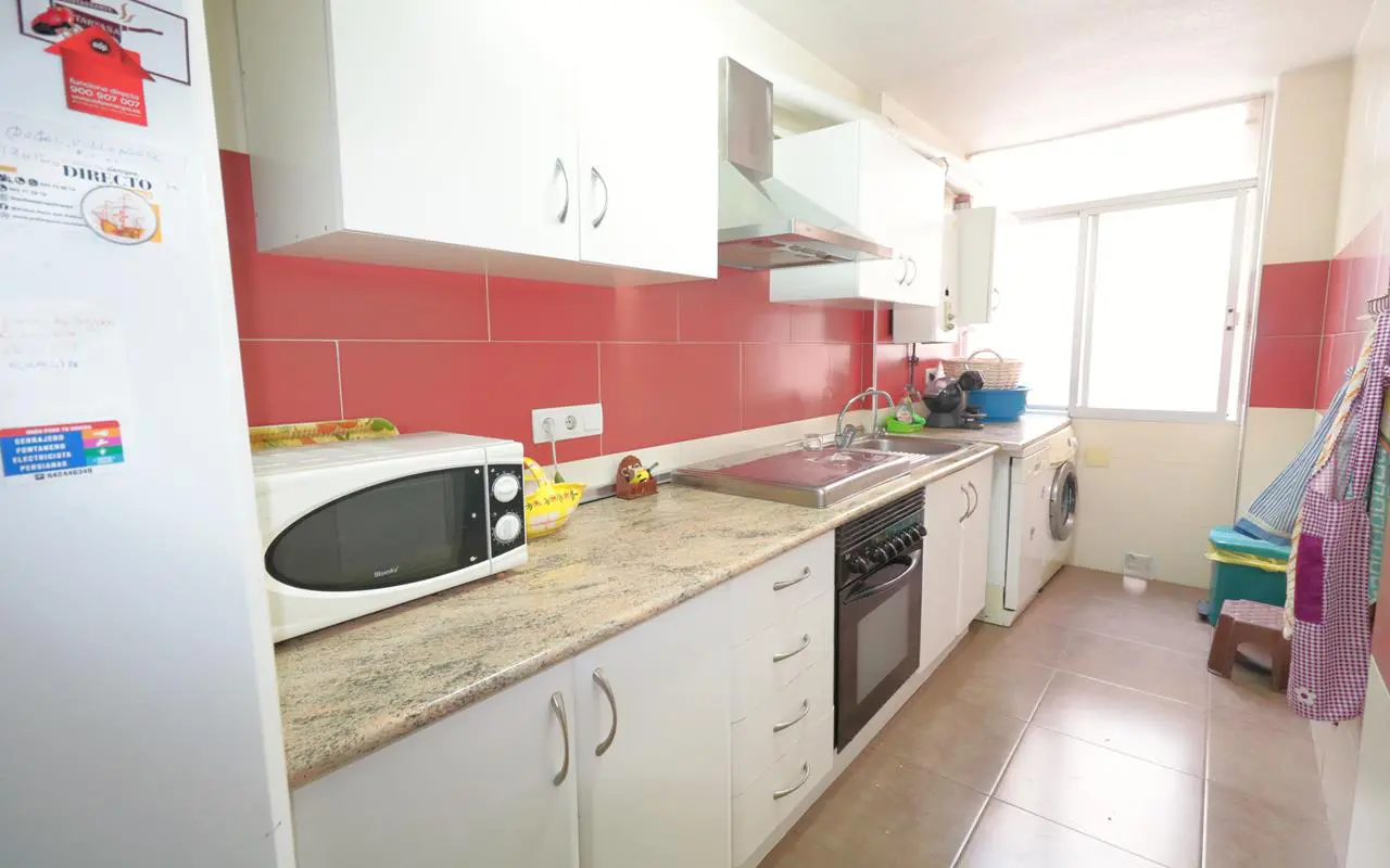 Apartment Of 74 M² With Features In Torrevieja, Spain