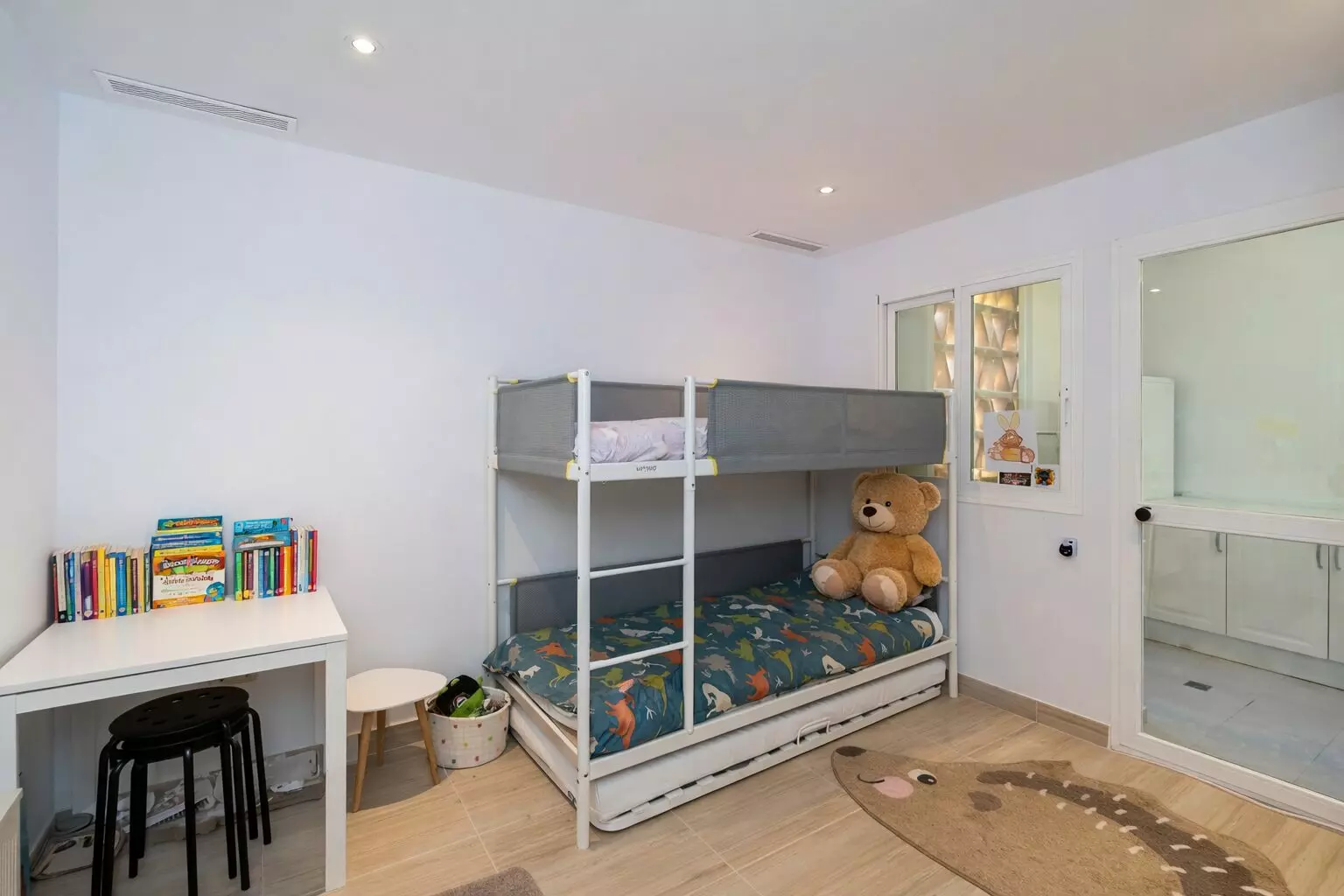 1377292D-0AAE-4300-B682-82DAD632DBBA