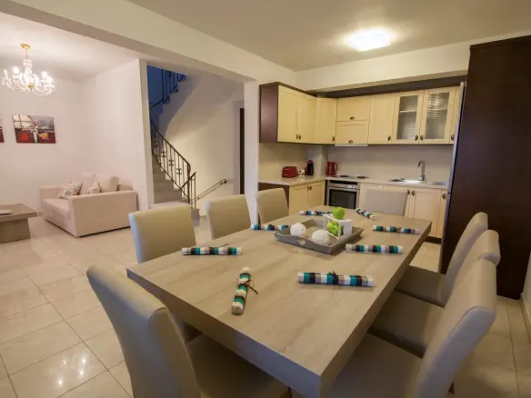 4-bedroom Maisonette In Makris Gialos, Greece (223 M²)