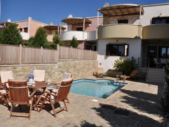 4-bedroom Maisonette In Makris Gialos, Greece (223 M²)