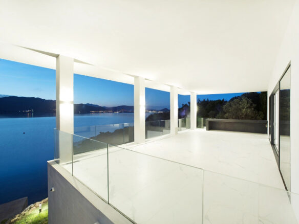 Unique Modern Seafront Villa With A Private Beach Entrance Near Dubrovnik