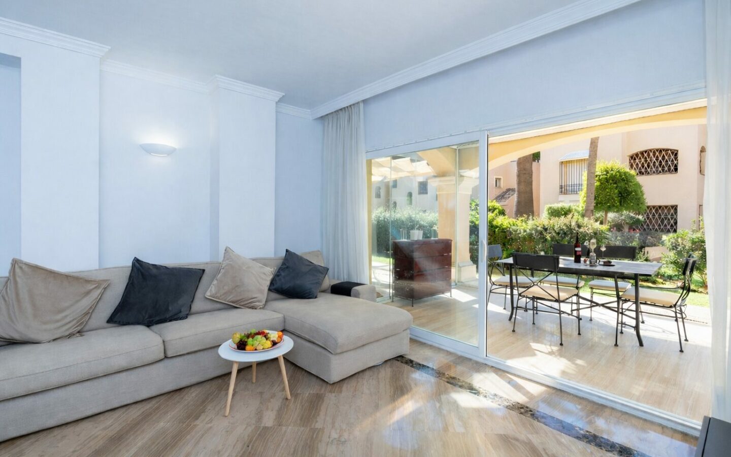 Apartment Of 100 M² With 3 Bedrooms In Hacienda Elviria