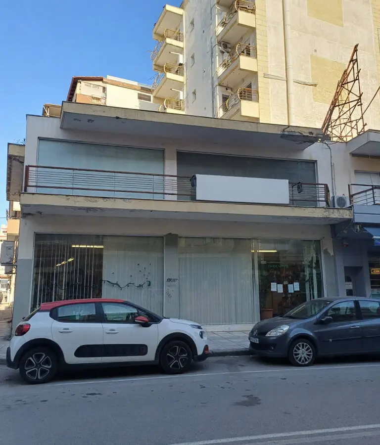 Commercial Property 300 M² Available In Thessaloniki