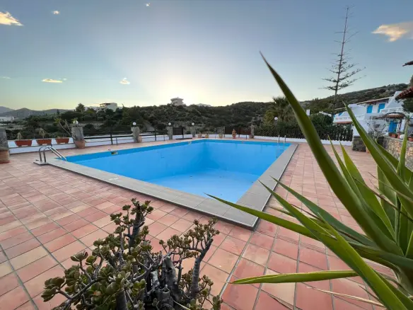 Business In Agios Nikolaos, Greece (700 M²)