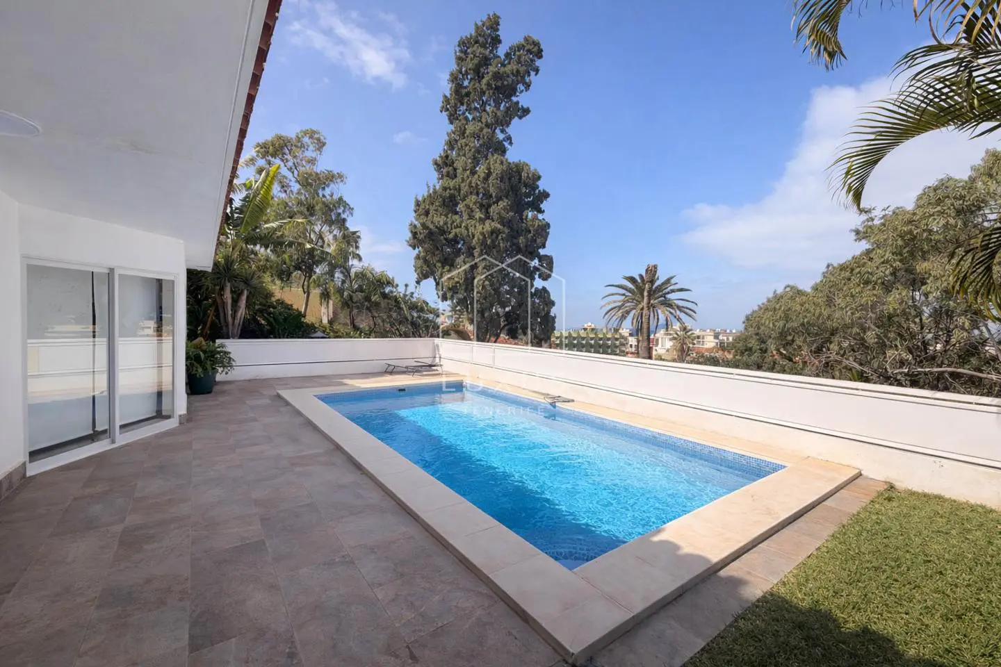 Villa Of 215 M² In Puerto De La Cruz