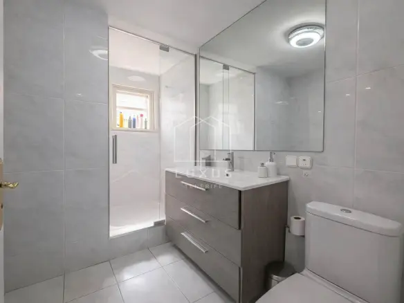2-bedroom Villa In Puerto De La Cruz, Spain (215 M²)