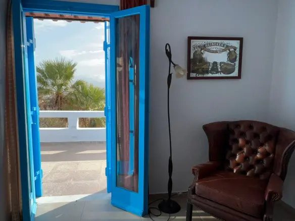 Business In Agios Nikolaos, Greece (700 M²)