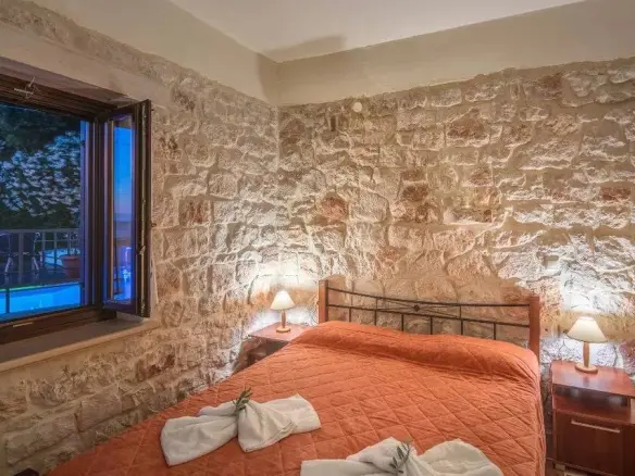 Hotel In Alikes, Greece (410 M²)