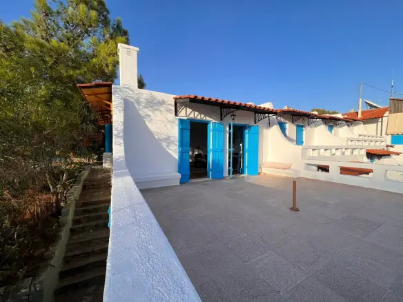 Business In Agios Nikolaos, Greece (700 M²)