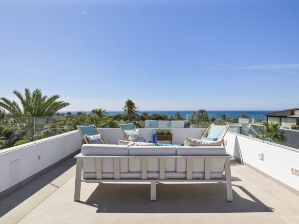 New Contemporary Turnkey 5 Bedrooms Villa In Marbesa, Elviria Beachside.