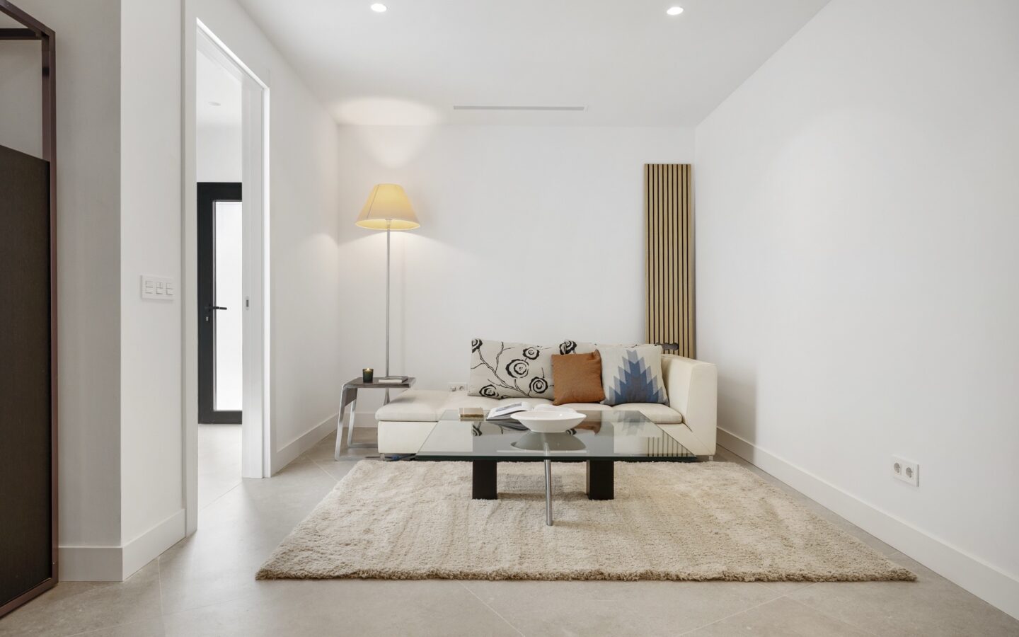 New Contemporary Turnkey 5 Bedrooms Villa In Marbesa, Elviria Beachside.
