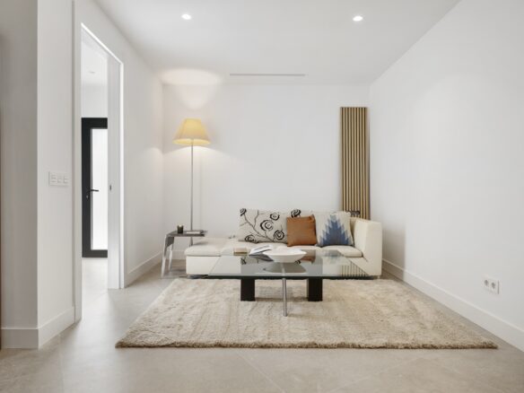 New Contemporary Turnkey 5 Bedrooms Villa In Marbesa, Elviria Beachside.