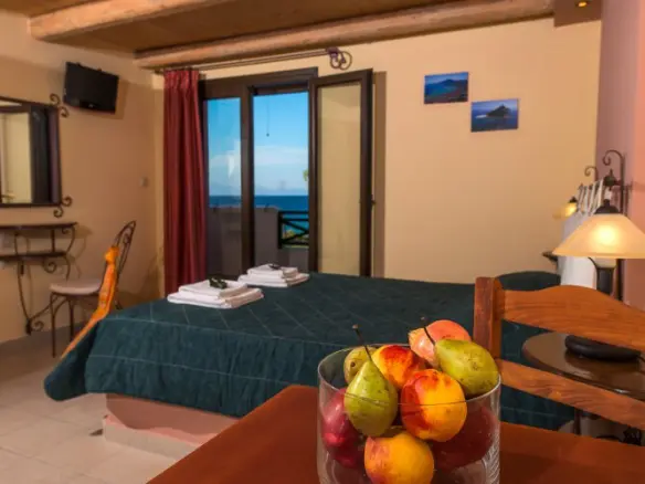Hotel In Alikes, Greece (410 M²)