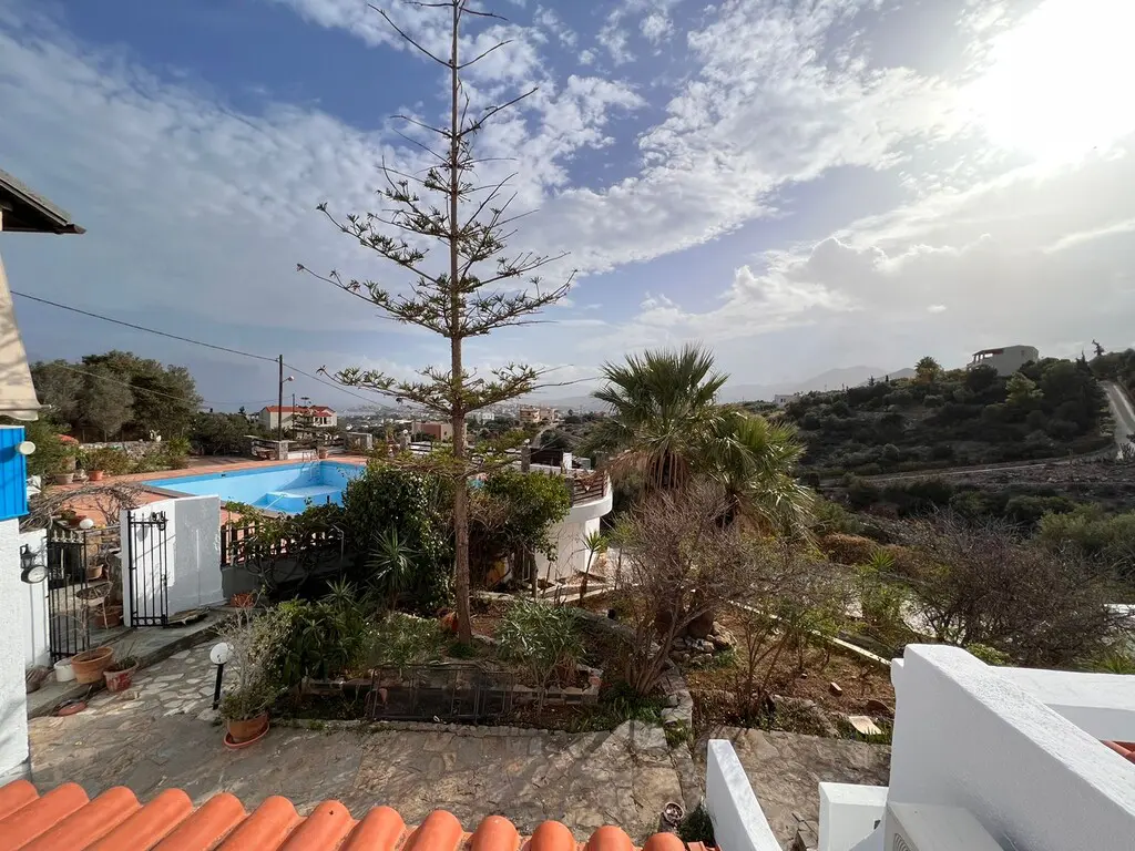 Business Of 700 M² In Crete