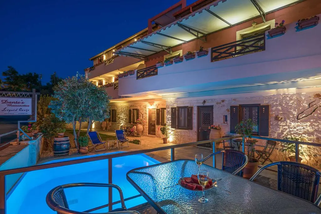 Hotel Of 410 M² In Zante