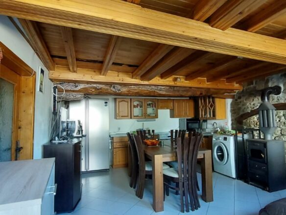 House Of 100 M² With Renovated Interior In Traditional Bulgarian Style In Sofia