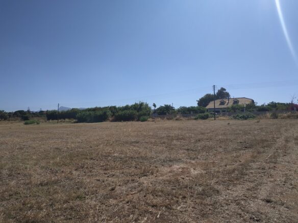 Property Of 200 M² With Seafront In Messinia