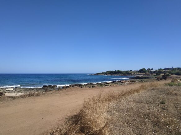 Property Of 200 M² With Seafront In Messinia