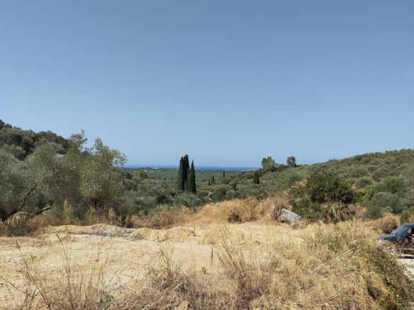 Land Plot Of 1,897.27 M² In Pisaski Messinien, South Peloponnese, Greece