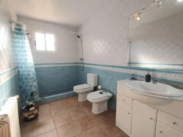 6-bedroom Villa In Torrevieja, Spain (338 M²)