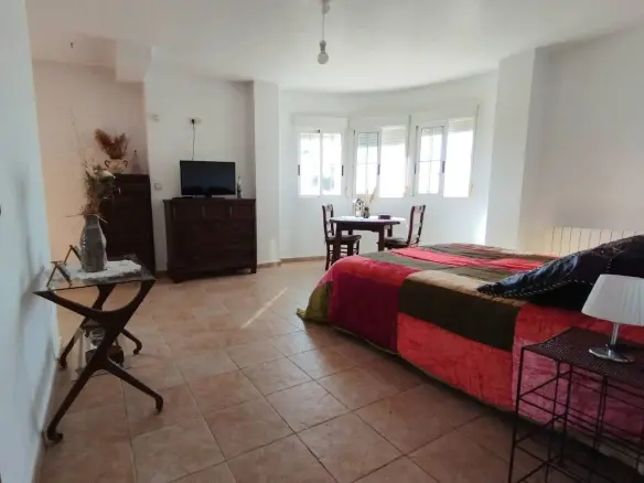 6-bedroom Villa In Torrevieja, Spain (338 M²)