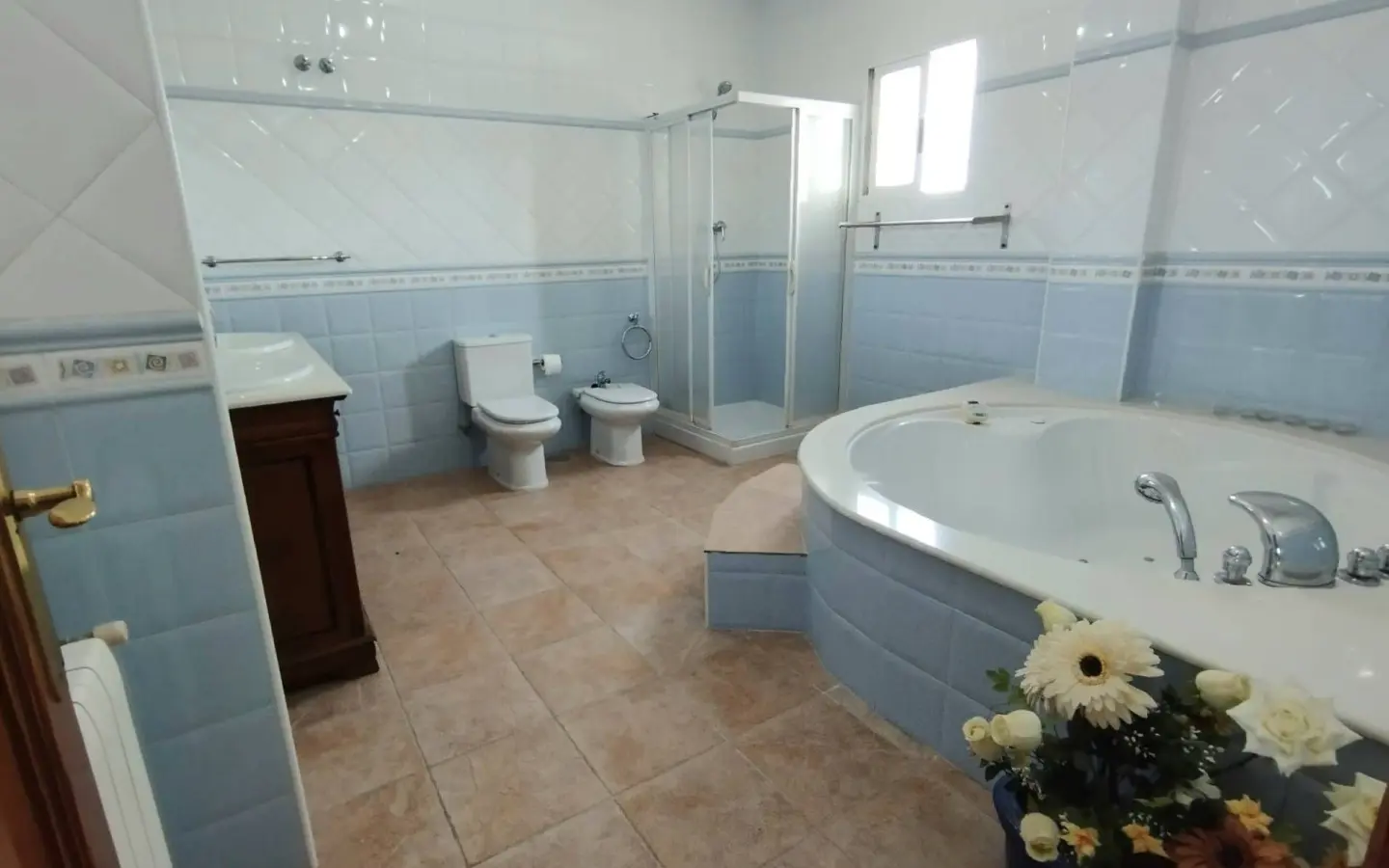 6-bedroom Villa In Torrevieja, Spain (338 M²)