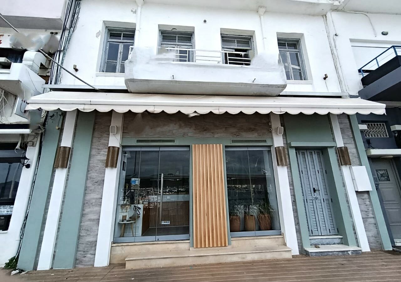 Independent Building Of 230 M² In The Port Of Agios Nikolaos With Sea View