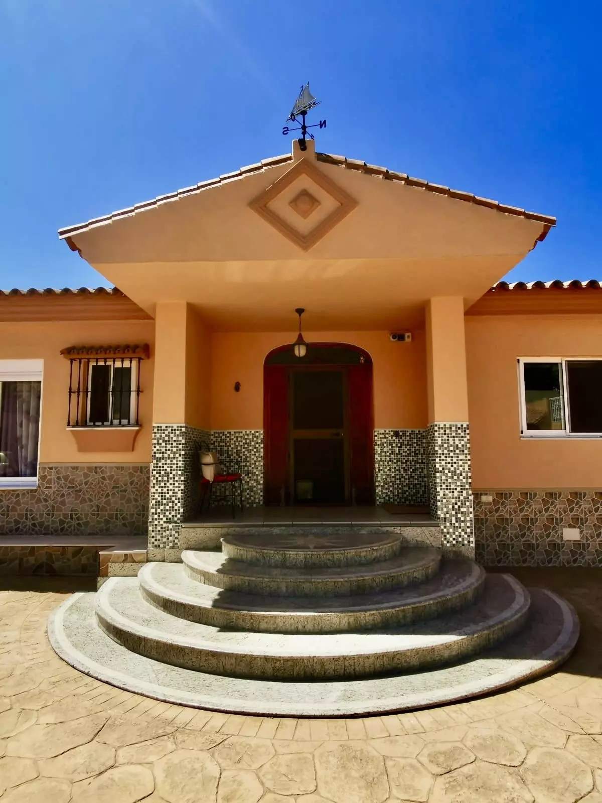 cd575116-c724-42c8-bb6e-8acea00f3913