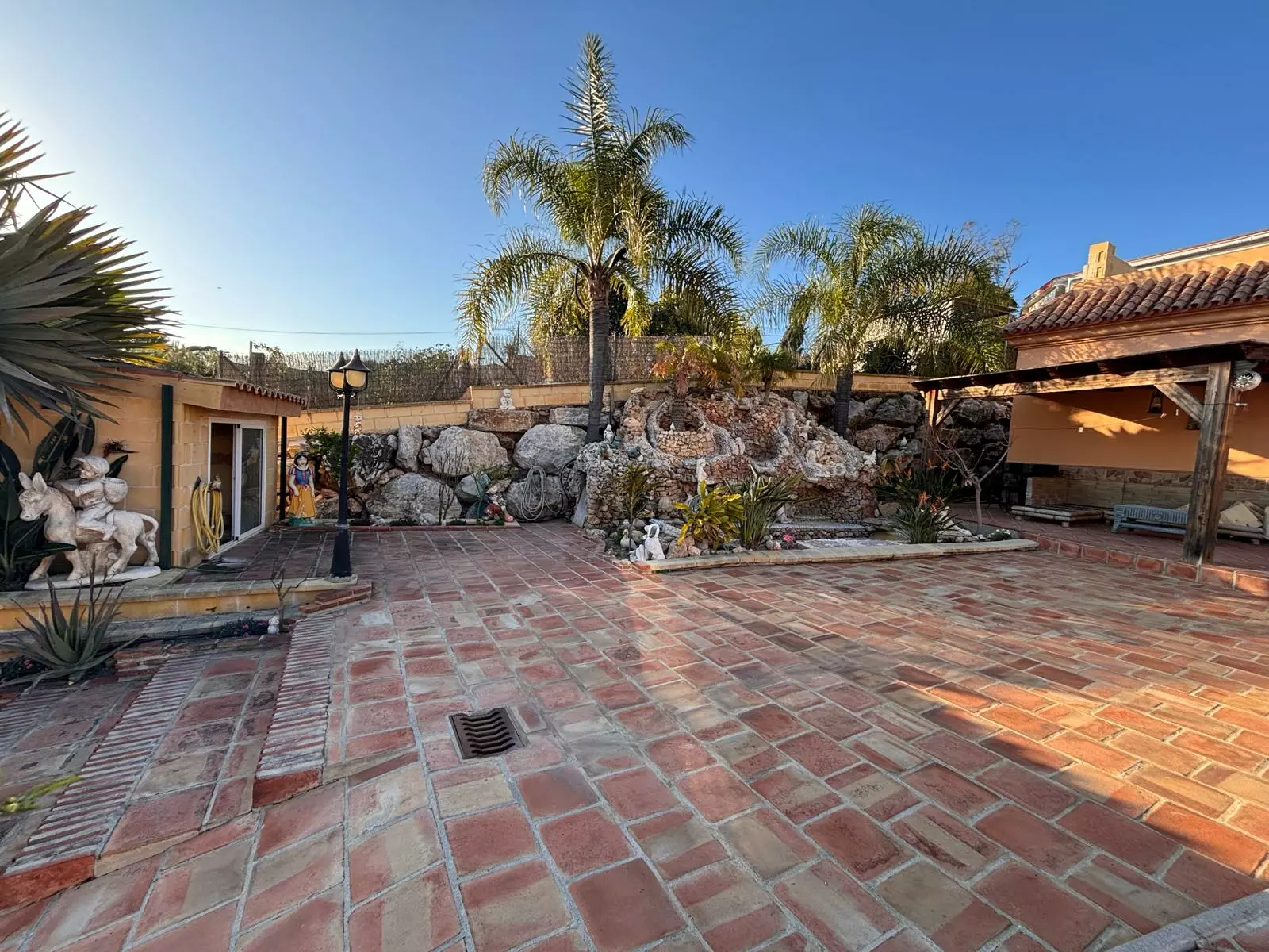 cea13e2f-b86d-4883-8dc8-cb11ad9ed858