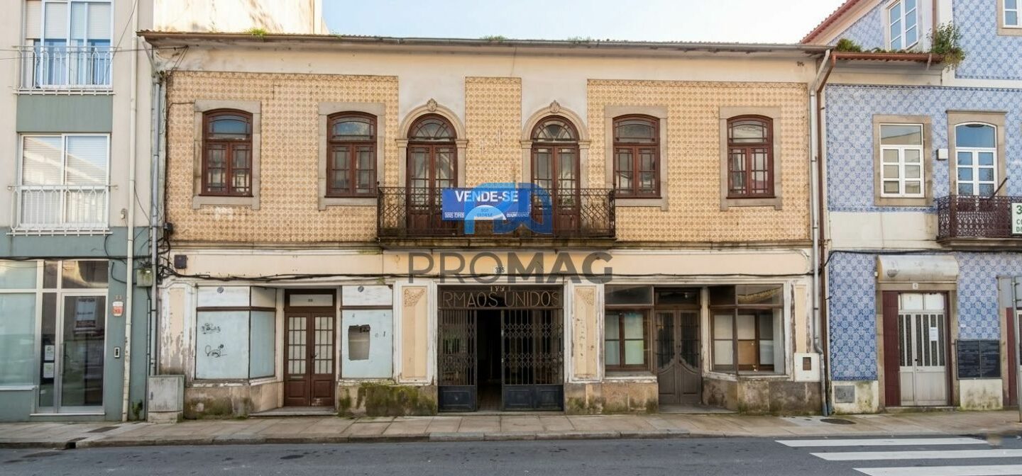 Building With 752 M² As Investment Opportunity In Ovar, Portugal