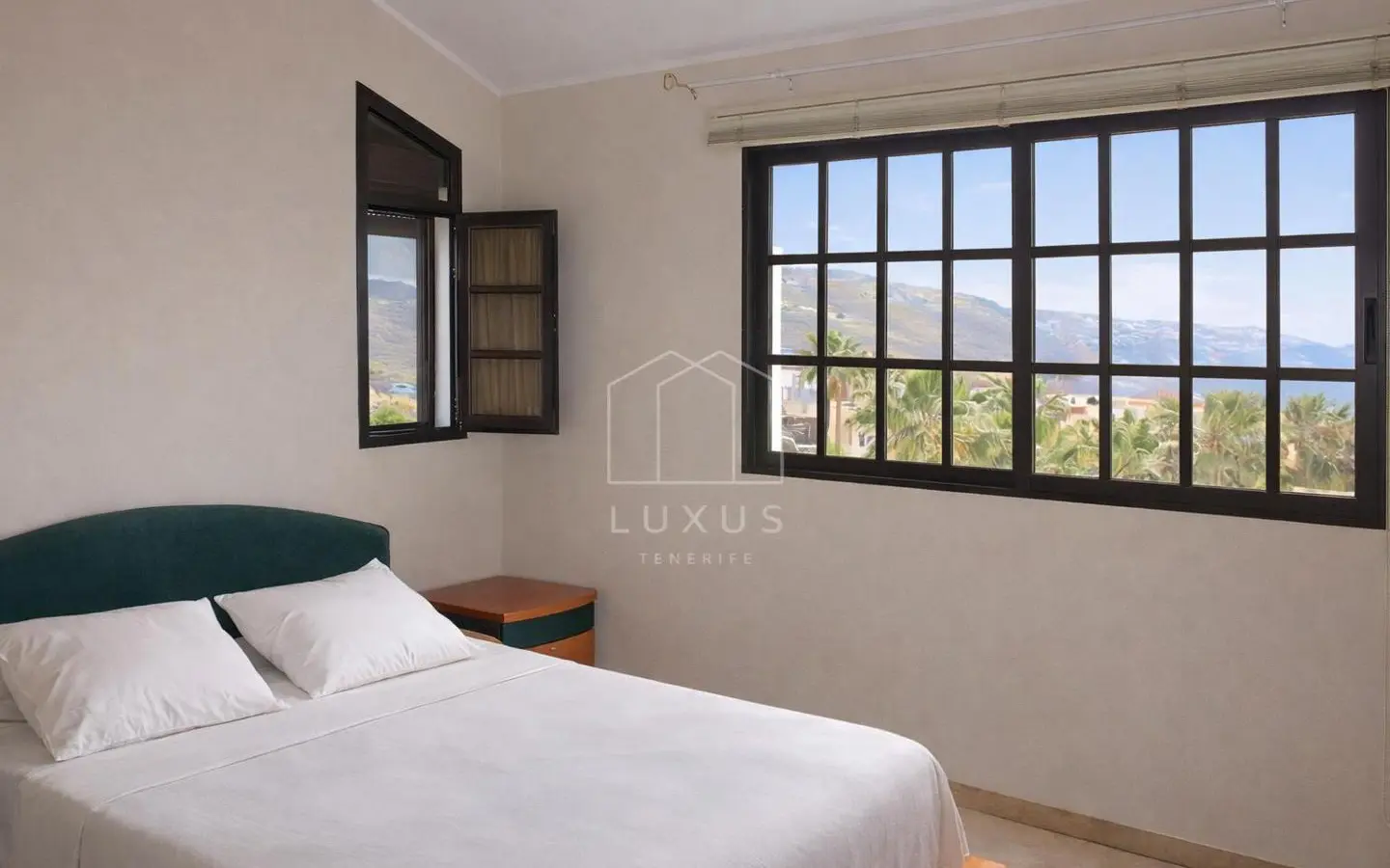 4-bedroom Villa In Barranco Hondo, Spain (373 M²)