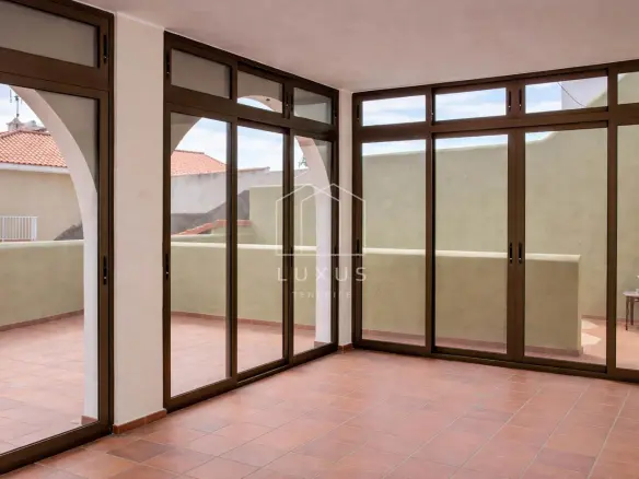 4-bedroom Villa In Barranco Hondo, Spain (373 M²)
