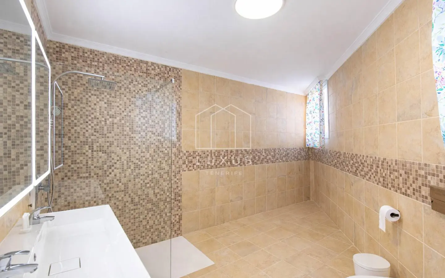 5-bedroom Villa In La Costa, Spain (629 M²)