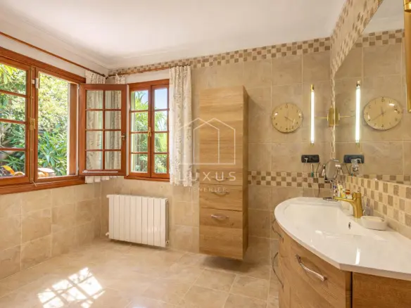 5-bedroom Villa In La Costa, Spain (629 M²)