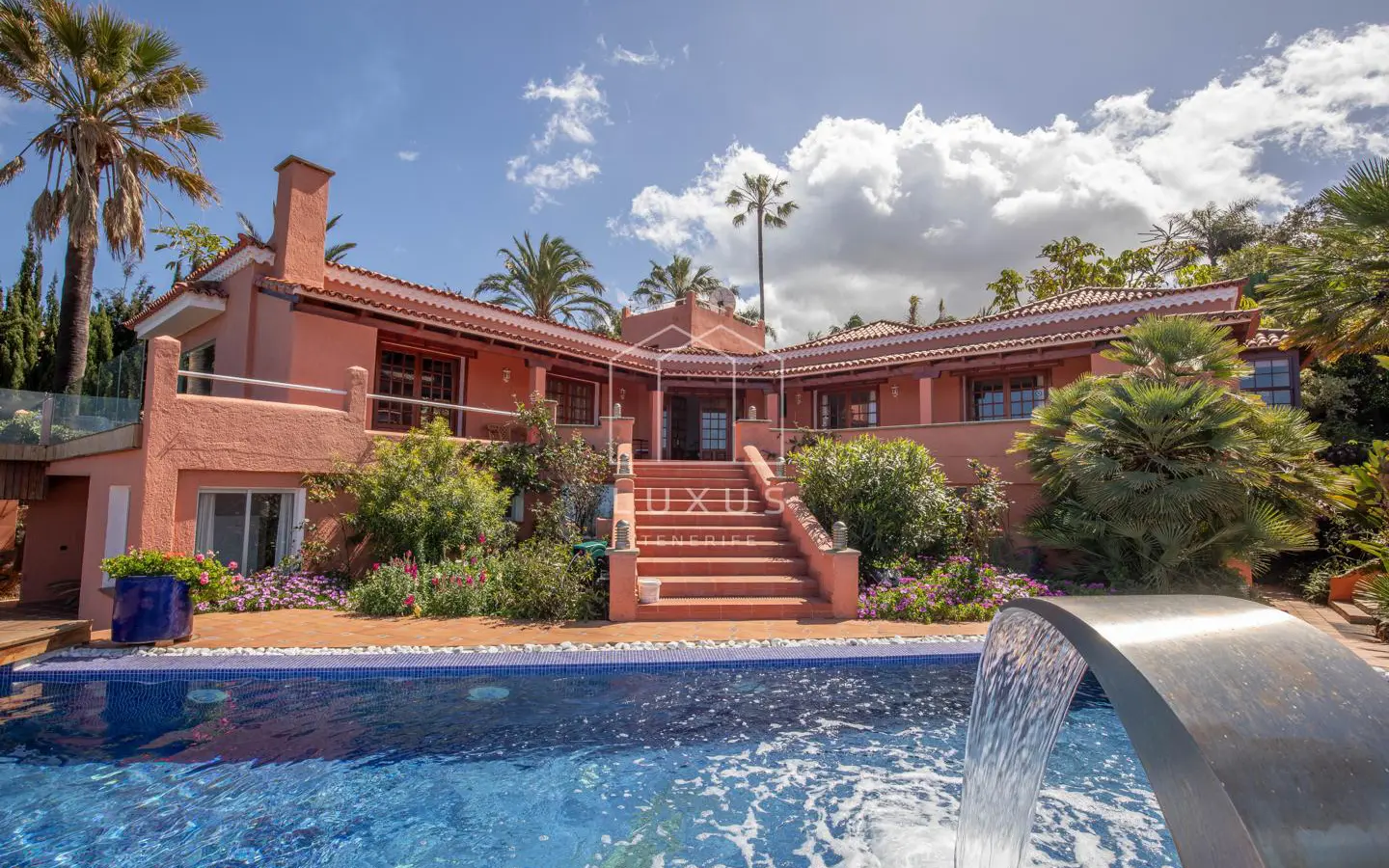 5-bedroom Villa In La Costa, Spain (629 M²)