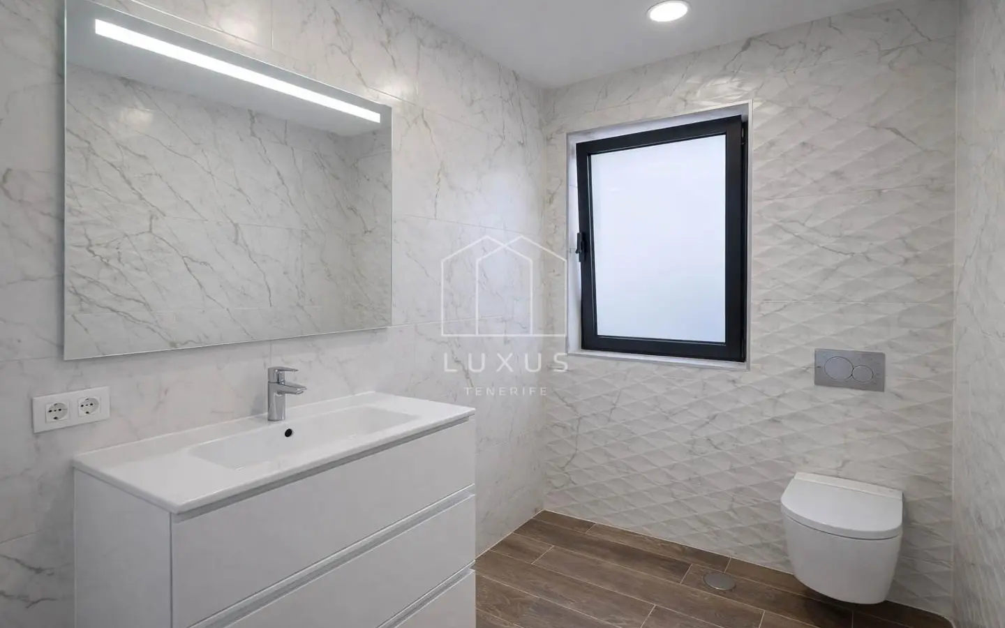 4-bedroom Villa In Costa Adeje, Spain (308 M²)