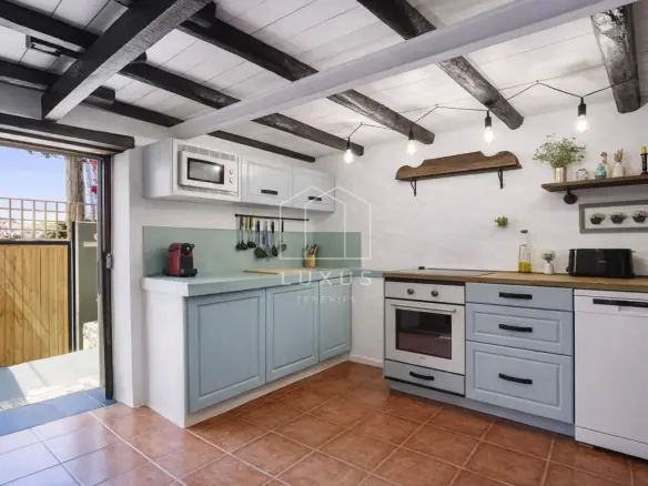 1-bedroom Villa In Granadilla, Spain (125 M²)